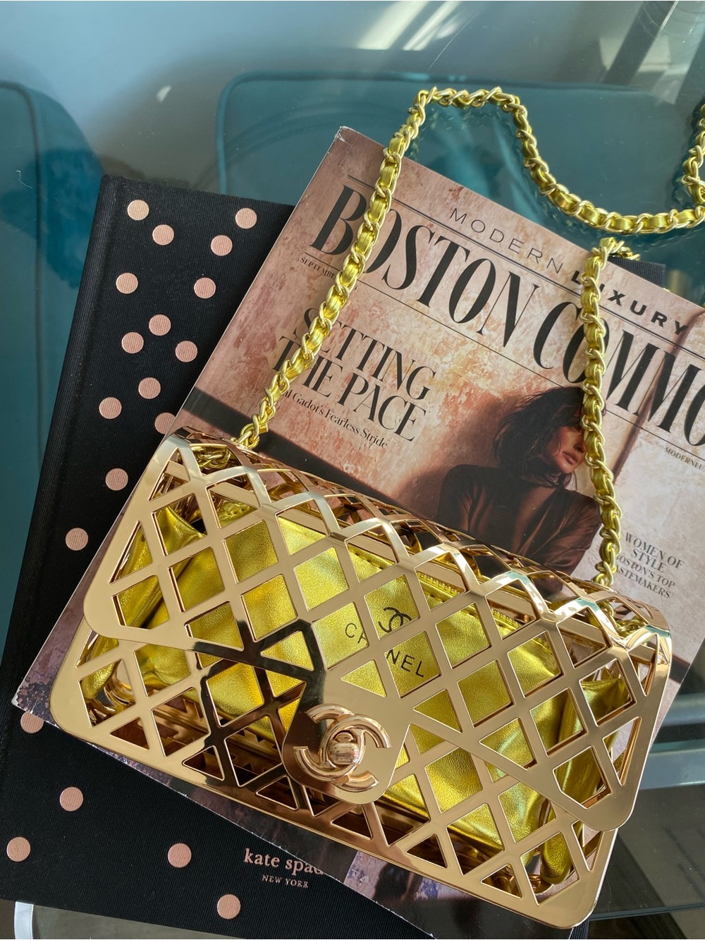SHOULDER BAG